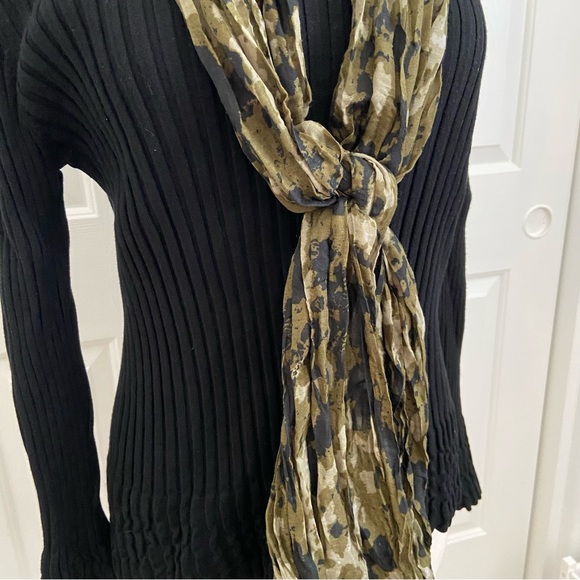 Camo Pleated Scarf in Dark Greens + Black - Picture 4 of 11